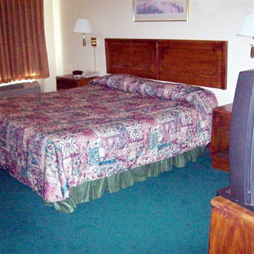 فندق A1 Inn Kansas City