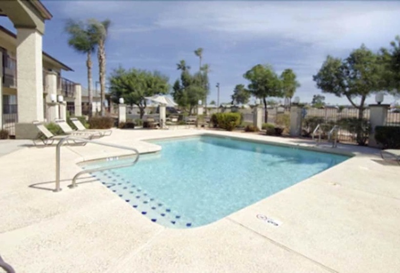 فندق American Inn