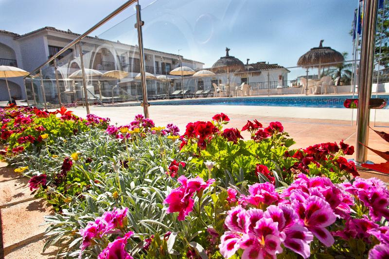 فندق Apartamentos La Baranda