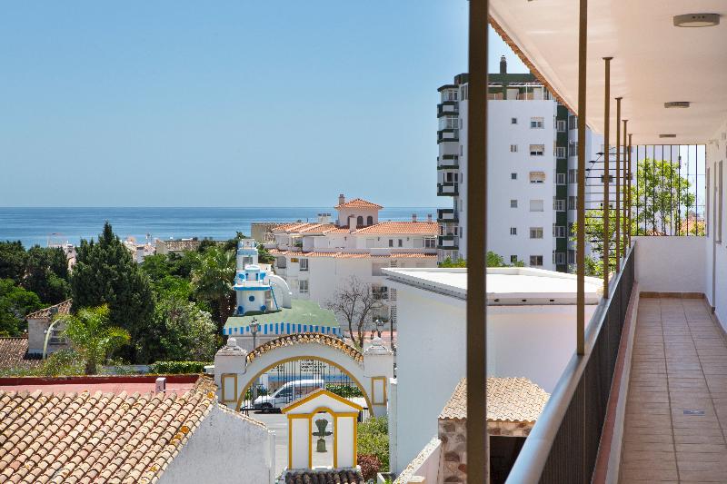 فندق Apartamentos La Baranda