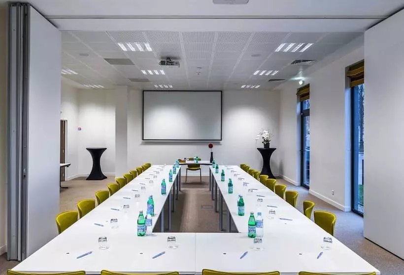 Hotel Best Western Plus Paris Velizy