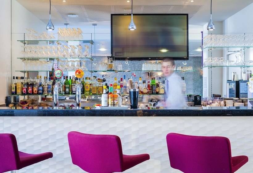 هتل Best Western Plus Paris Velizy