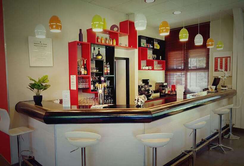 Brit Hotel Lyon Nord Dardilly