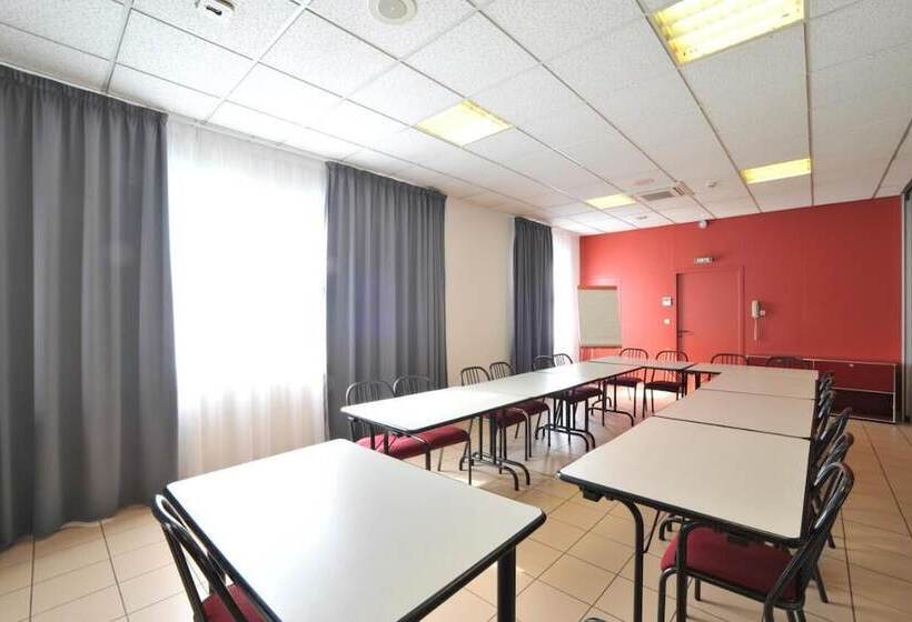 Brit Hotel Lyon Nord Dardilly