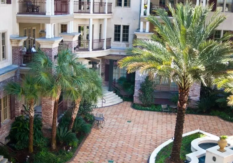 ホテル Carriage House