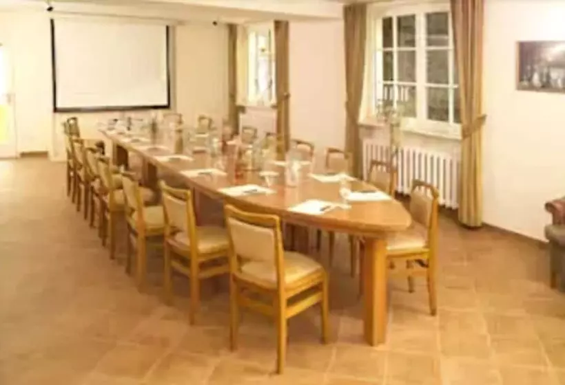 هتل Churfuerstliche Waldschaenke