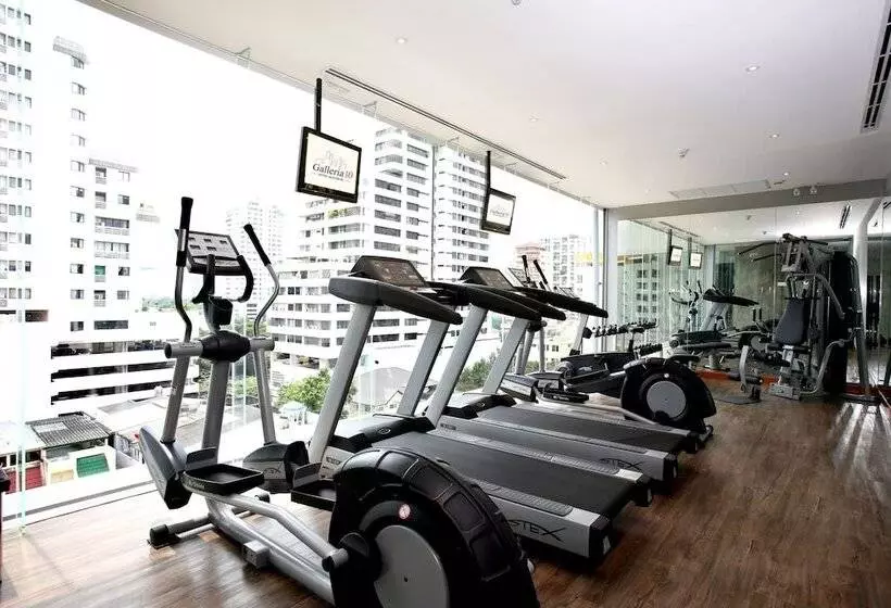 Отель Galleria Sukhumvit 10 Bangkok By Compass Hospitality