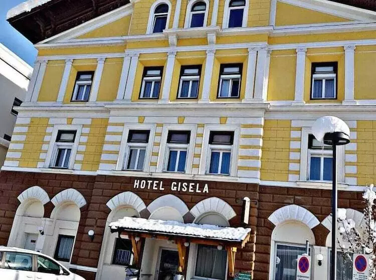 Отель Gisela