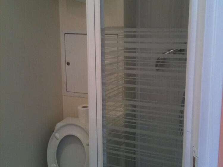 فندق Initial By Balladins Roissy / Saintmard