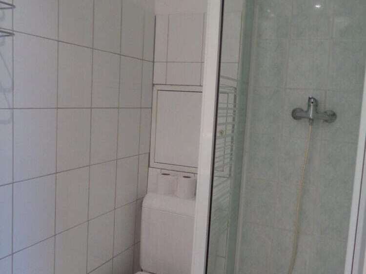 فندق Initial By Balladins Roissy / Saintmard