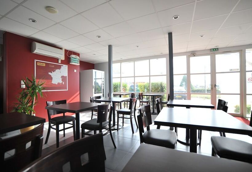 فندق Initial By Balladins Roissy / Saintmard