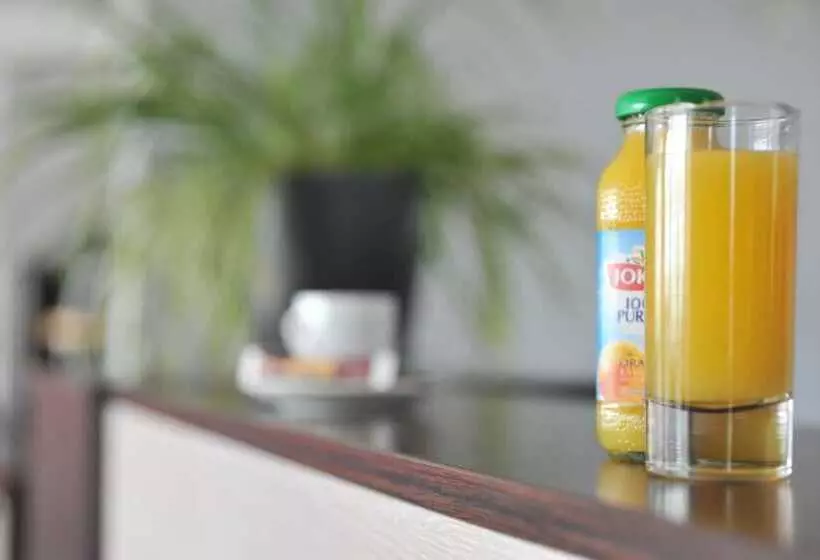 Отель Initial By Balladins Roissy / Saintmard