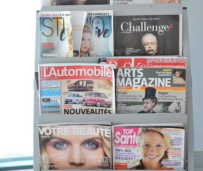 Отель Initial By Balladins Roissy / Saintmard