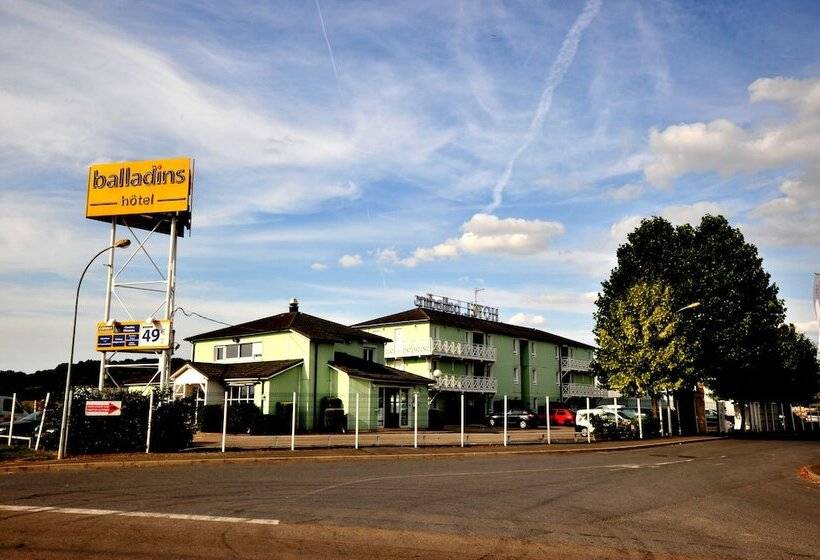 فندق Initial By Balladins Roissy / Saintmard