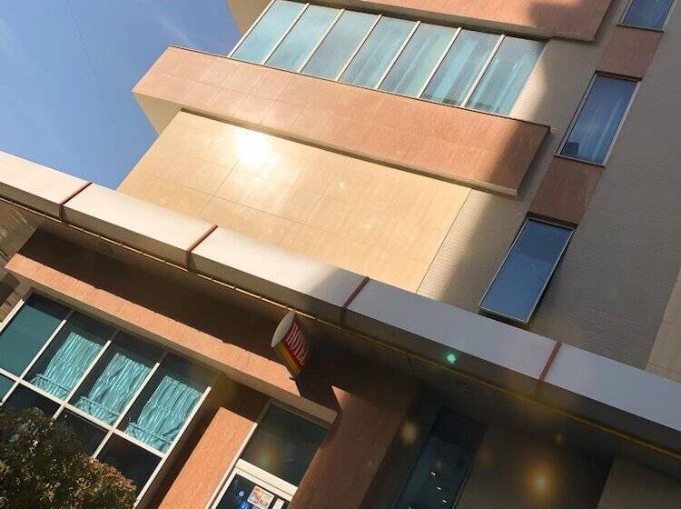 בית מלון כפרי Kompleksi Arifi