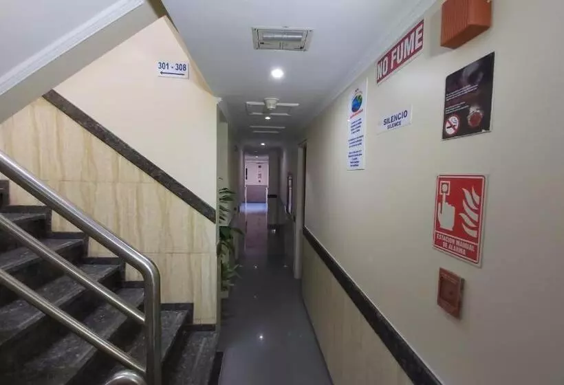 هتل Muevete Por Vargas