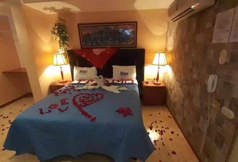 هتل Muevete Por Vargas