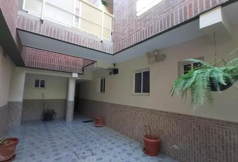 هتل Muevete Por Vargas