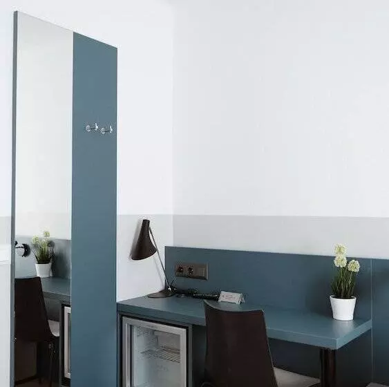 Hotelli Pension Elisabeth  Rooms & Apartments