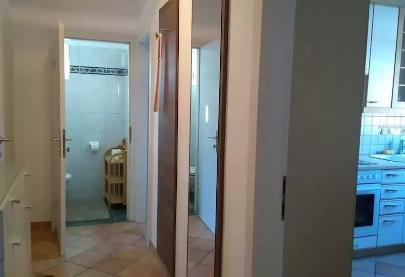 Hotelli Pension Elisabeth  Rooms & Apartments