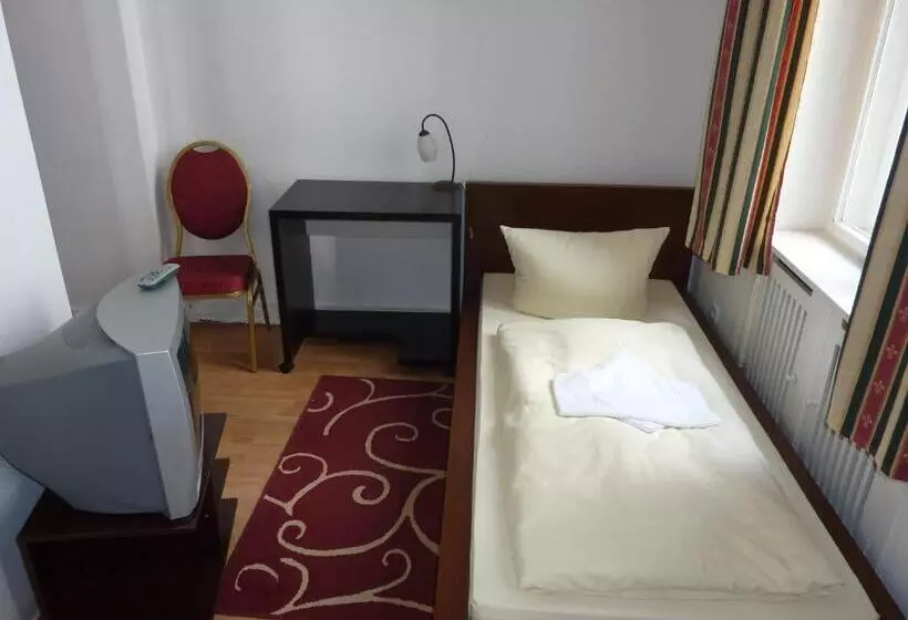 Hotelli Pension Kima