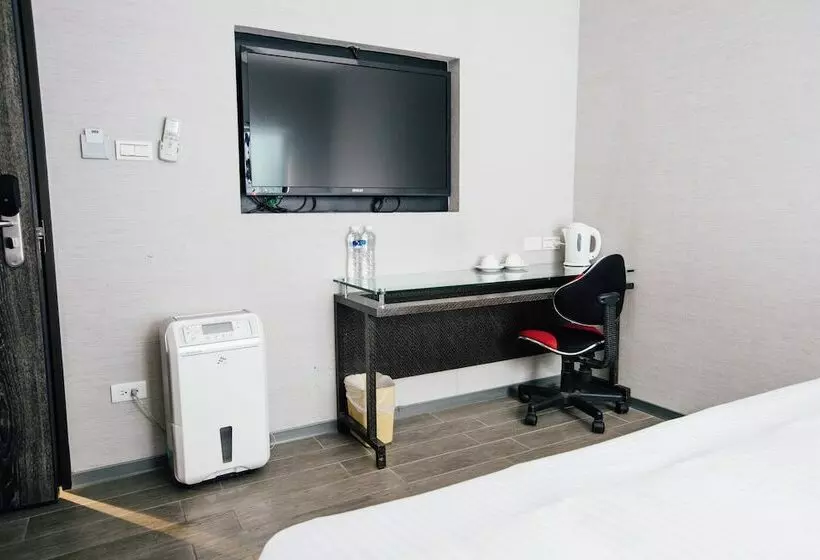 ホテル Chingjing Inn