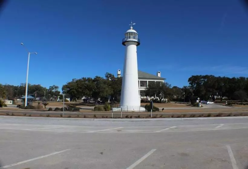 استراحتگاه Oak Shores