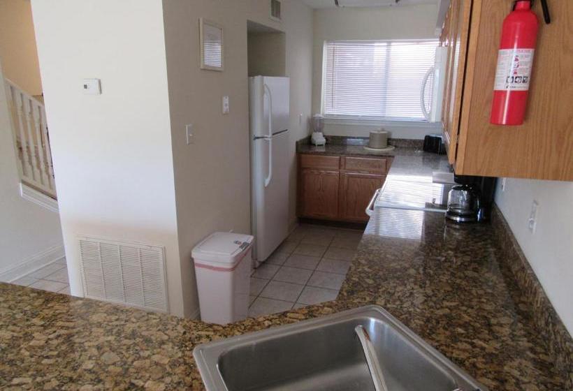 Lomakeskus Oak Shores