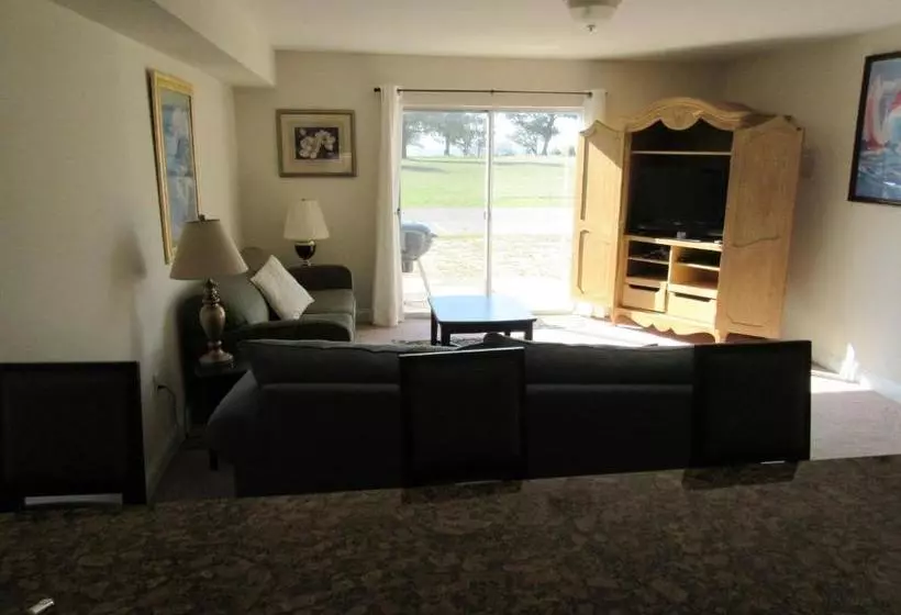 استراحتگاه Oak Shores