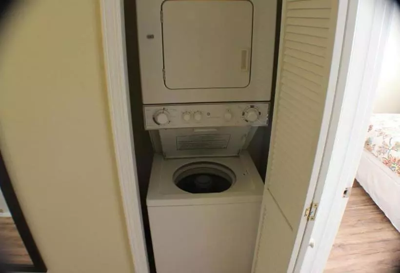 استراحتگاه Oak Shores