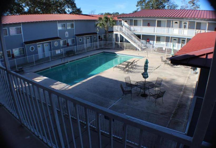 Lomakeskus Oak Shores