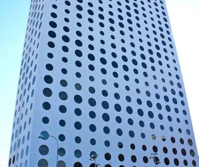 Quality Hotel Strawberry Arena