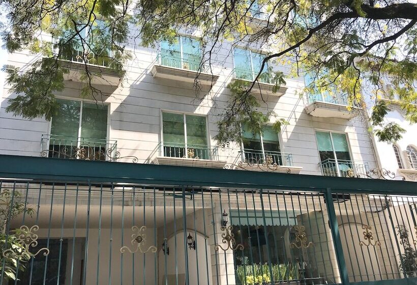 Residence L' Heritage Aristóteles 225 by Bluebay