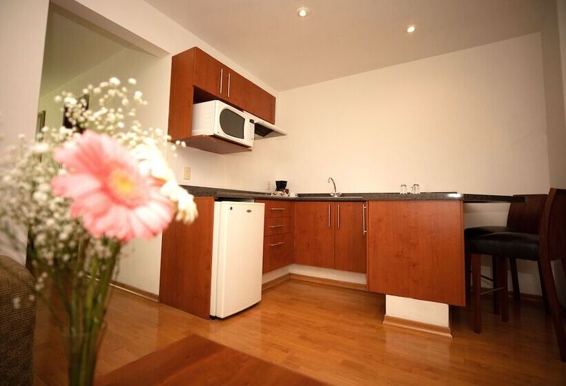 Residence L' Heritage Aristóteles 225 by Bluebay