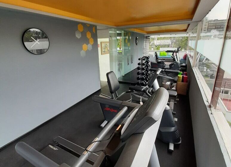 Residence L' Heritage Aristóteles 225 by Bluebay