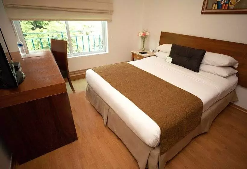 Residence L' Heritage Aristóteles 225 by Bluebay