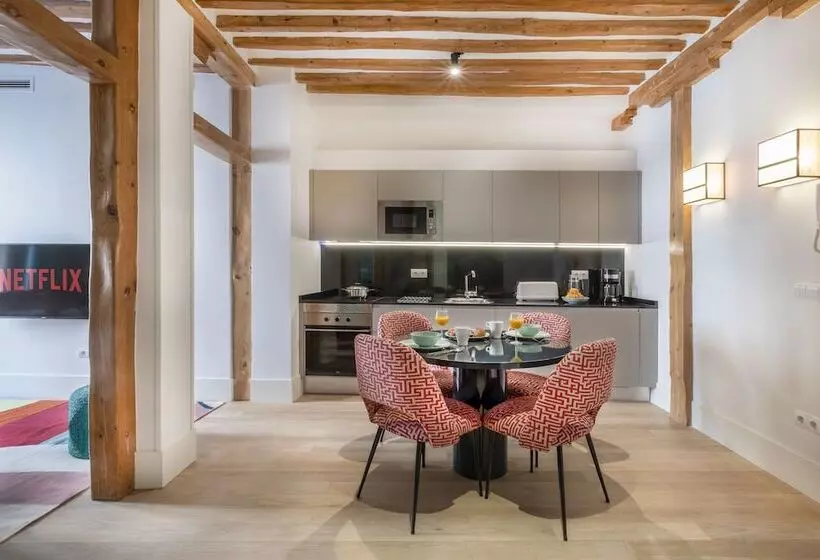 Slow Suites Chueca