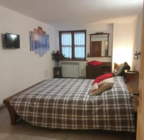 Aamiaismajoitus (B&B) Antica Casa Occitana