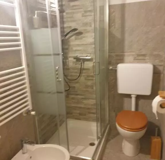 Aamiaismajoitus (B&B) Antica Casa Occitana