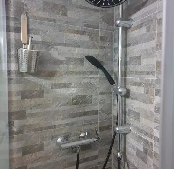 Aamiaismajoitus (B&B) Antica Casa Occitana