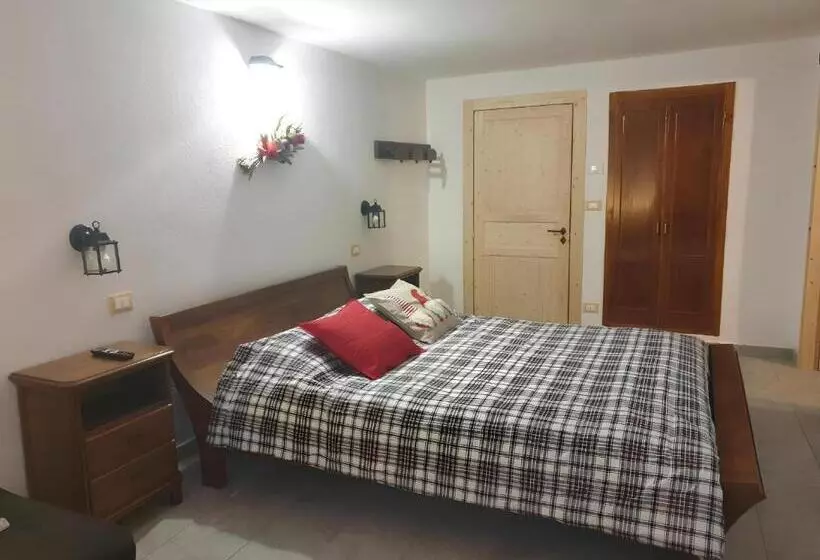 Aamiaismajoitus (B&B) Antica Casa Occitana