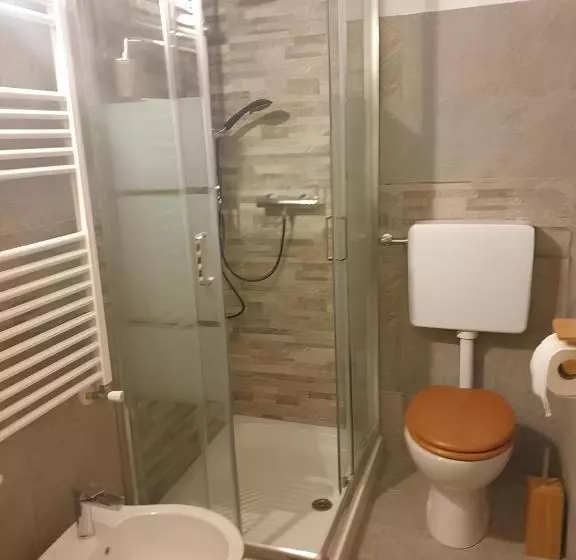 Aamiaismajoitus (B&B) Antica Casa Occitana