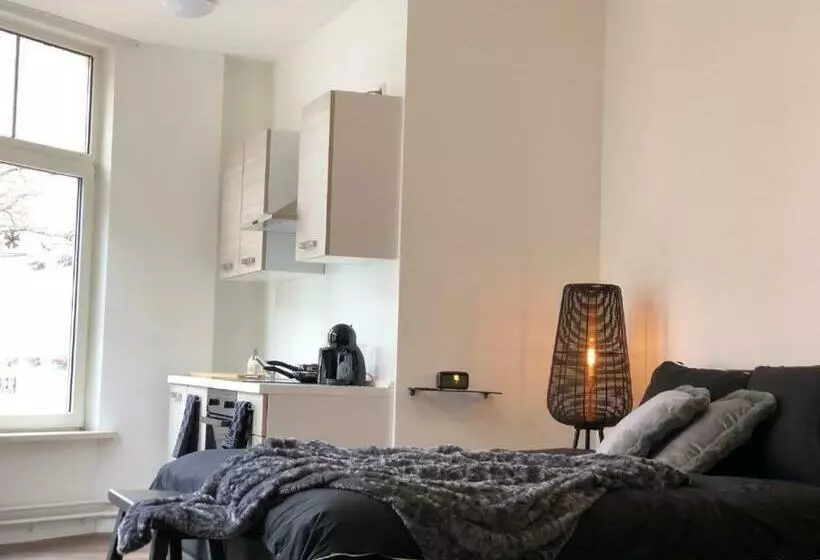 Aamiaismajoitus (B&B) Bnb Grand Café Prins Bernhard