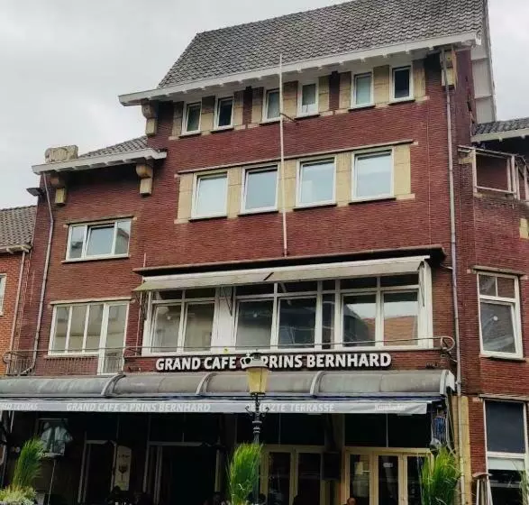 Aamiaismajoitus (B&B) Bnb Grand Café Prins Bernhard