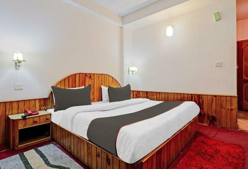 فندق Capital O 84257 Himalayan Travels