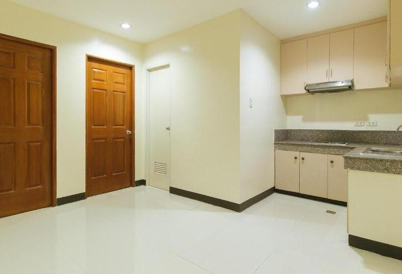 ホテル Fmrr Building