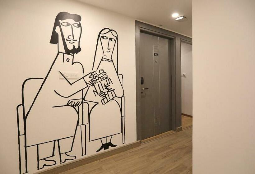 هتل Oyo Flagship 84023  Sky Inn Loadging