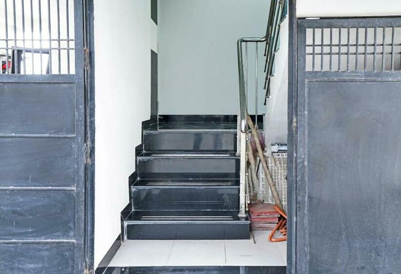 هتل Oyo Flagship 84023  Sky Inn Loadging