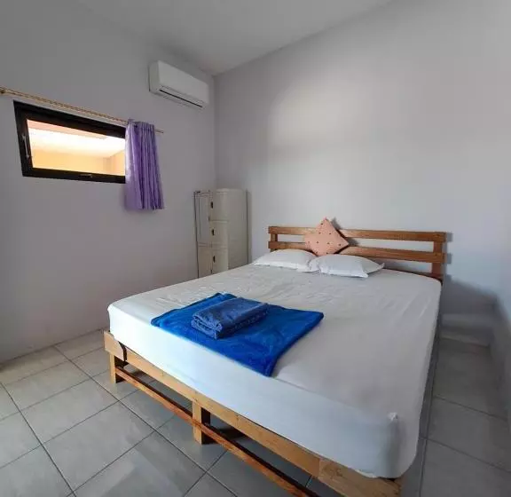 Majatalo Azza Karimunjawa