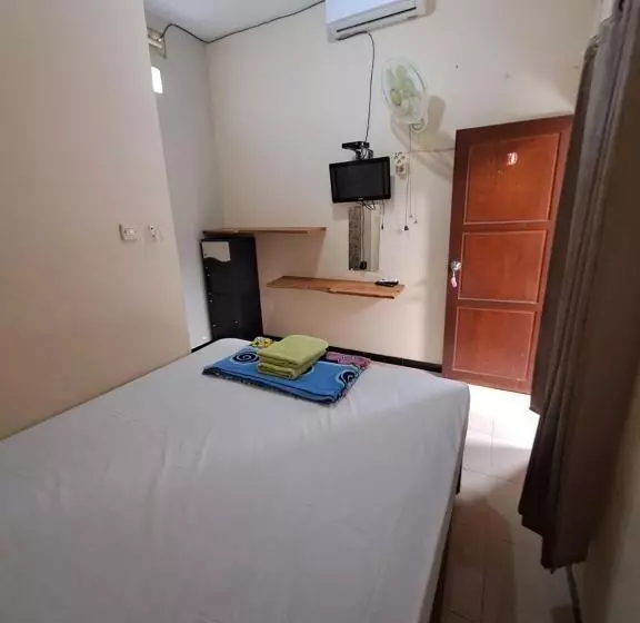 Majatalo Azza Karimunjawa